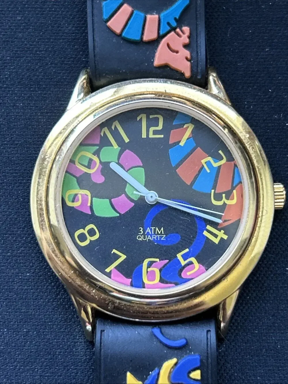 Gold Tone Cat Band Women’s Quartz Watch